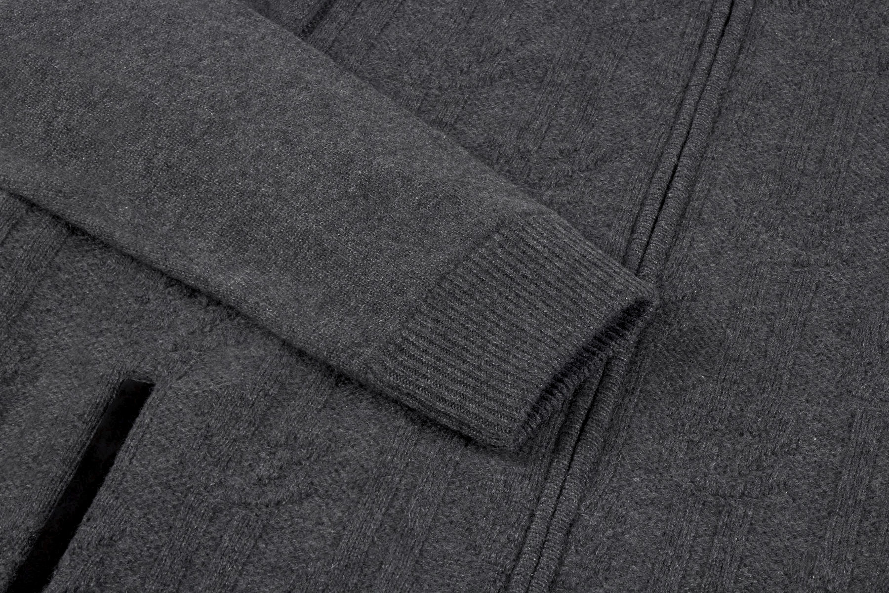 Smoke-grey zipped cardigan, sailor-knot jacquard weave